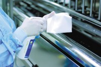 cursus_cleanroom_schoonmaken.jpg